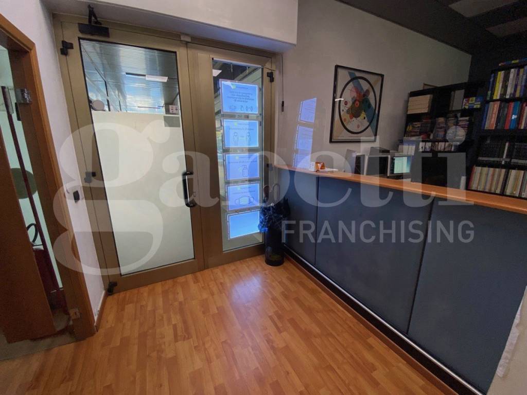 ufficio in vendita a Novate Milanese