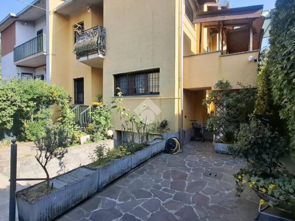 casa indipendente in vendita a Novate Milanese