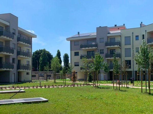 ufficio in vendita a Novate Milanese