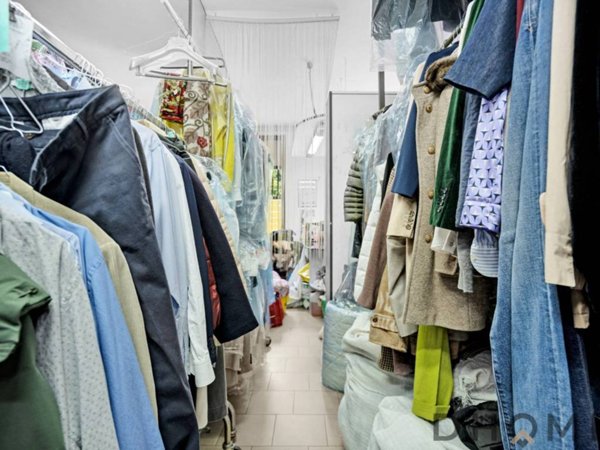 negozio in vendita a Novate Milanese