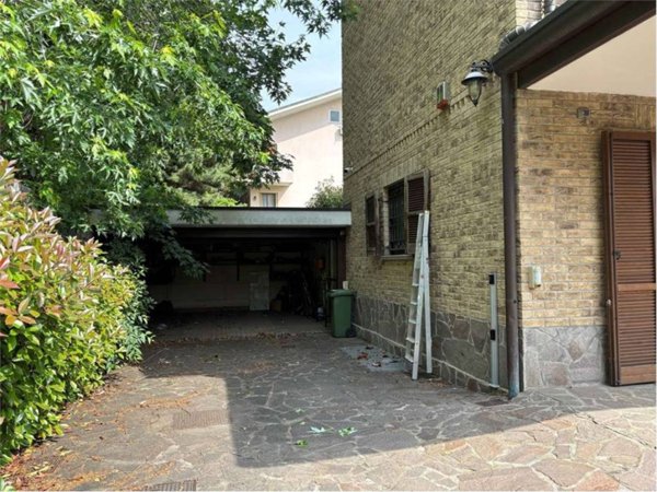 casa indipendente in vendita a Novate Milanese