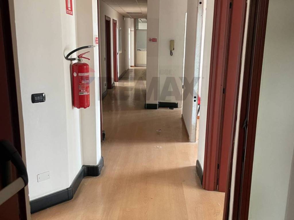 negozio in vendita a Novate Milanese