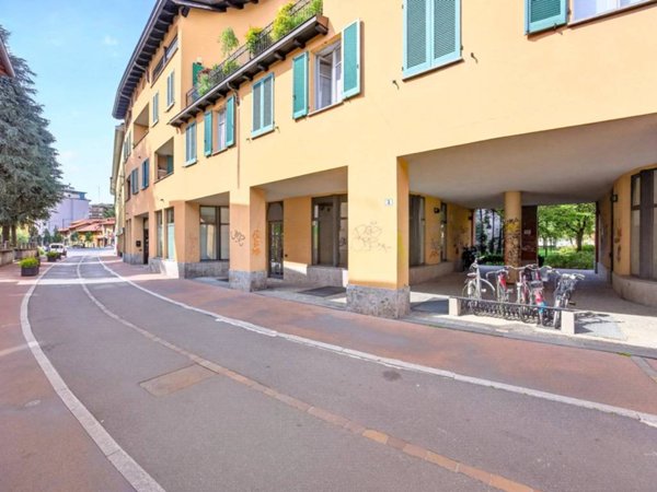 negozio in vendita a Novate Milanese