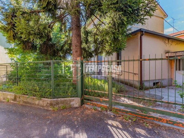casa indipendente in vendita a Novate Milanese
