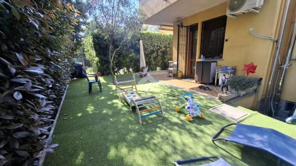 casa indipendente in vendita a Novate Milanese