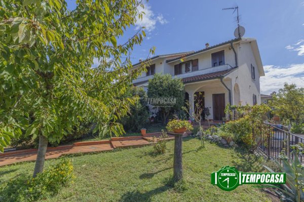 casa indipendente in vendita a Noviglio