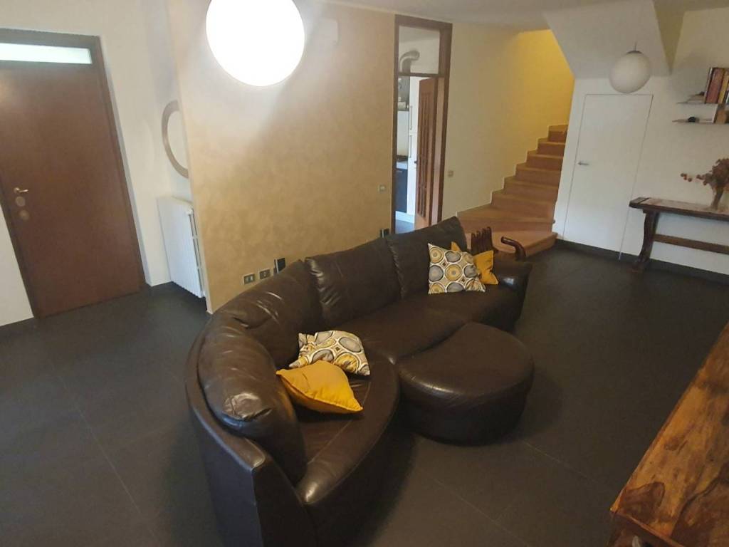 casa indipendente in vendita a Noviglio