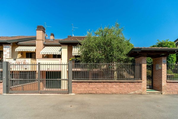 casa indipendente in vendita a Noviglio