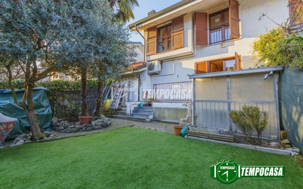 casa indipendente in vendita a Noviglio