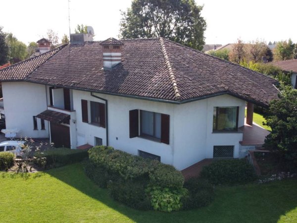 casa indipendente in vendita a Noviglio