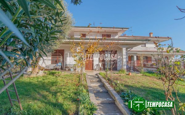 casa indipendente in vendita a Noviglio