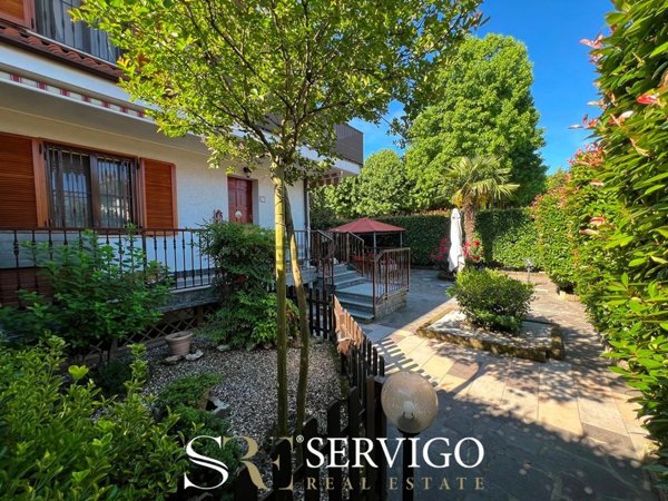 casa indipendente in vendita a Noviglio