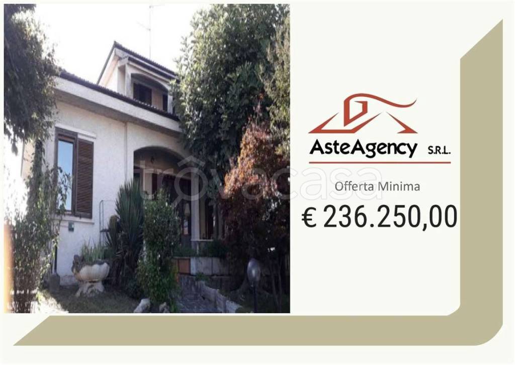casa indipendente in vendita a Noviglio
