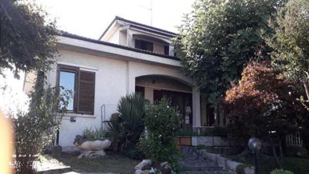 casa indipendente in vendita a Noviglio