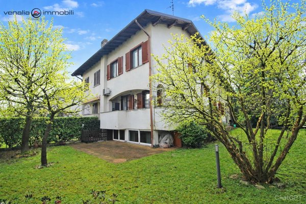 casa indipendente in vendita a Noviglio