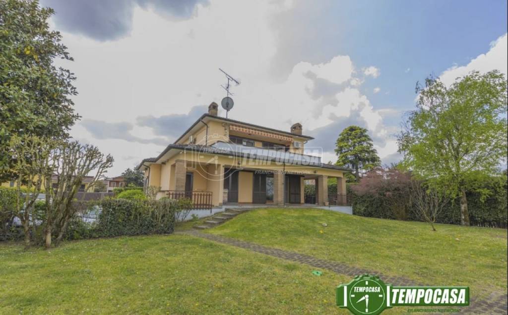 casa indipendente in vendita a Noviglio