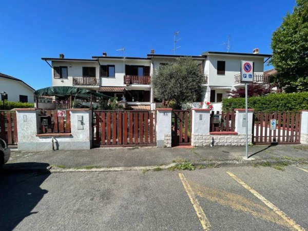 casa indipendente in vendita a Noviglio