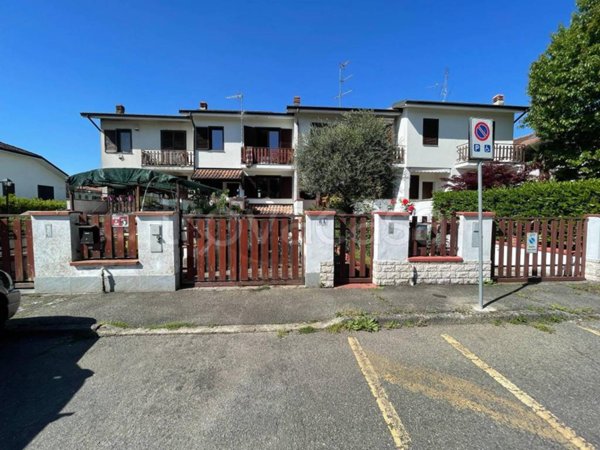 casa indipendente in vendita a Noviglio