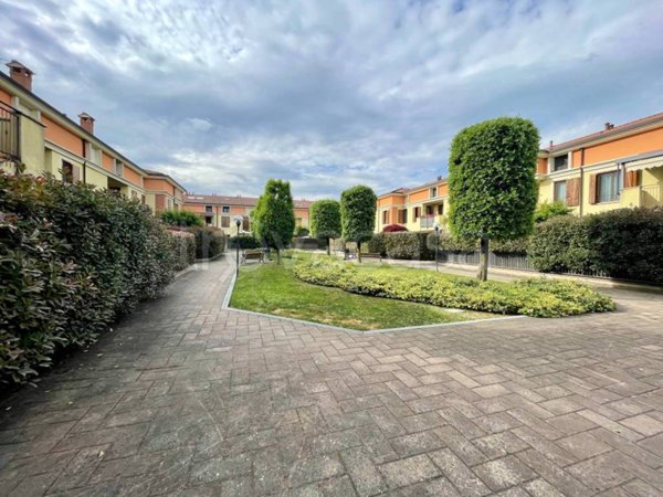 appartamento in vendita a Noviglio