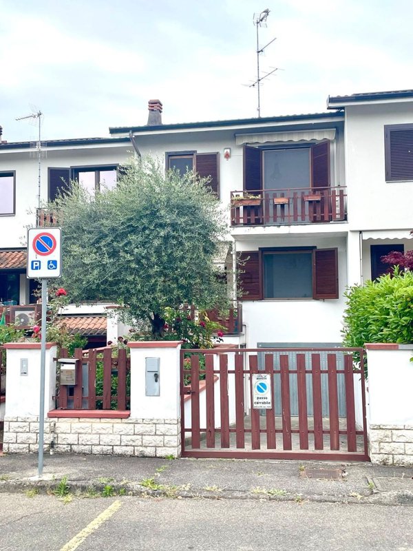 casa indipendente in vendita a Noviglio