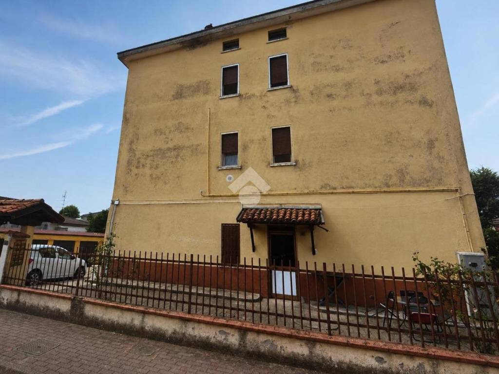 appartamento in vendita a Noviglio