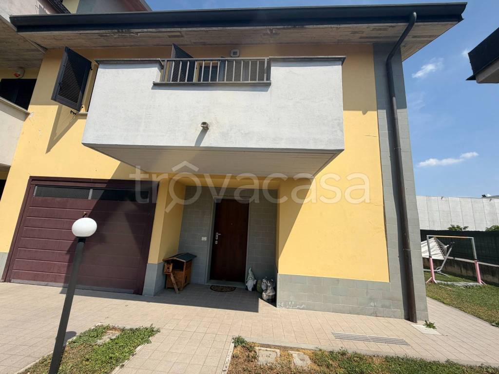 casa indipendente in vendita a Noviglio