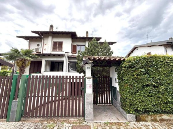 casa indipendente in vendita a Noviglio