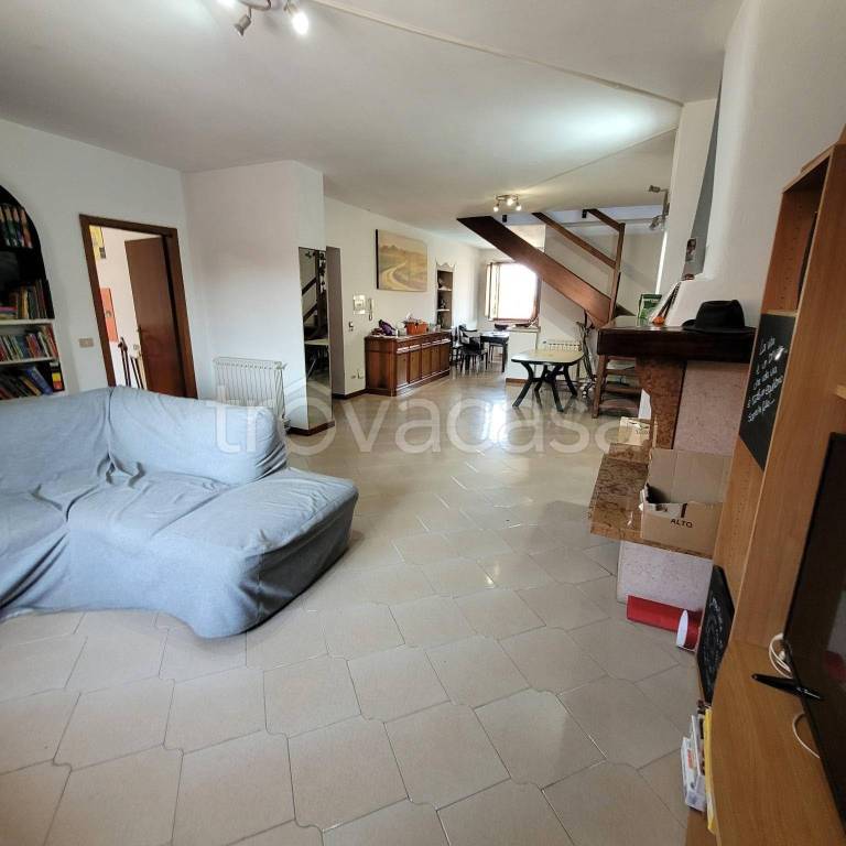 casa indipendente in vendita a Noviglio