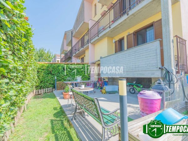 casa indipendente in vendita a Noviglio