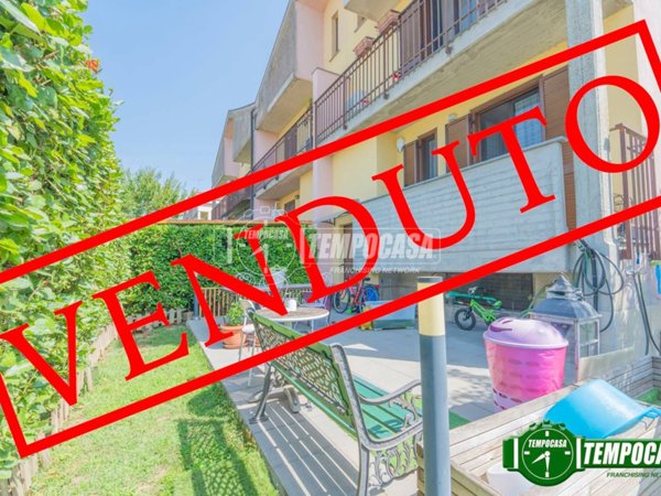 casa indipendente in vendita a Noviglio