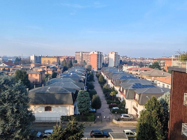 casa indipendente in vendita ad Opera