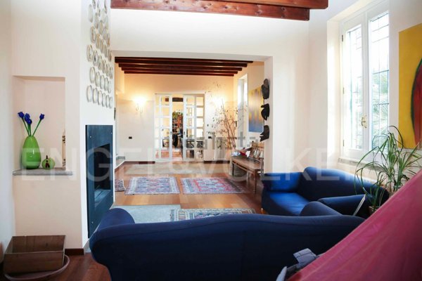 casa indipendente in vendita ad Opera