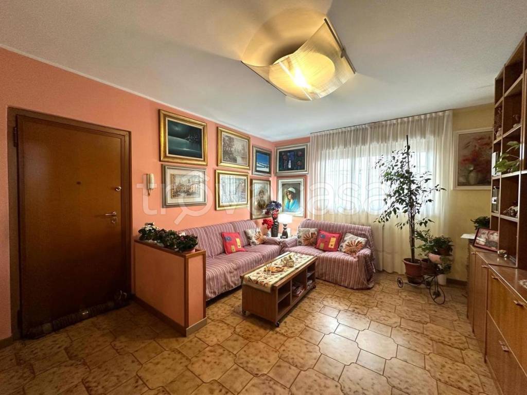 appartamento in vendita ad Opera