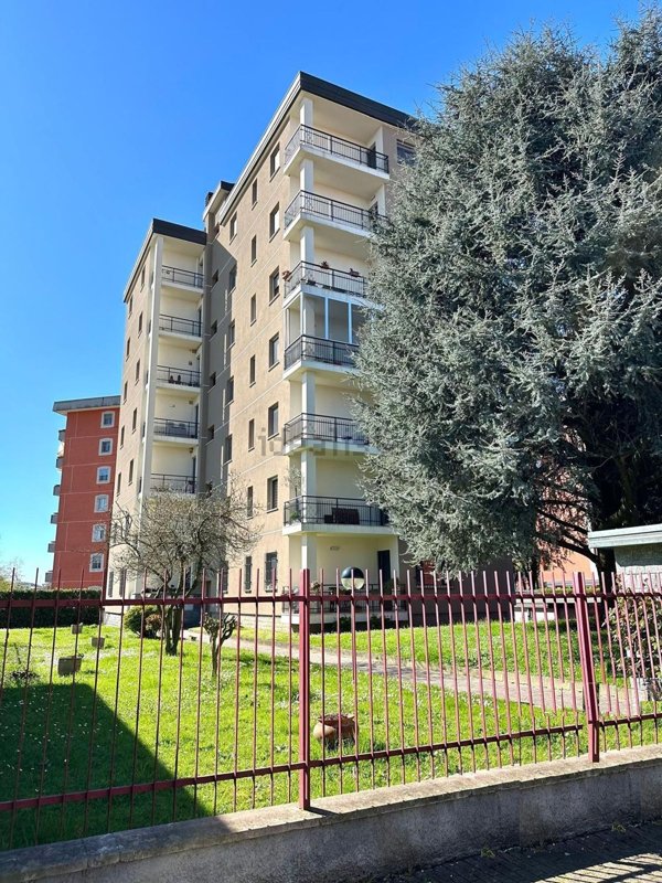 appartamento in vendita ad Opera