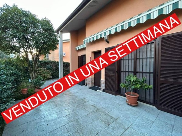casa indipendente in vendita ad Opera