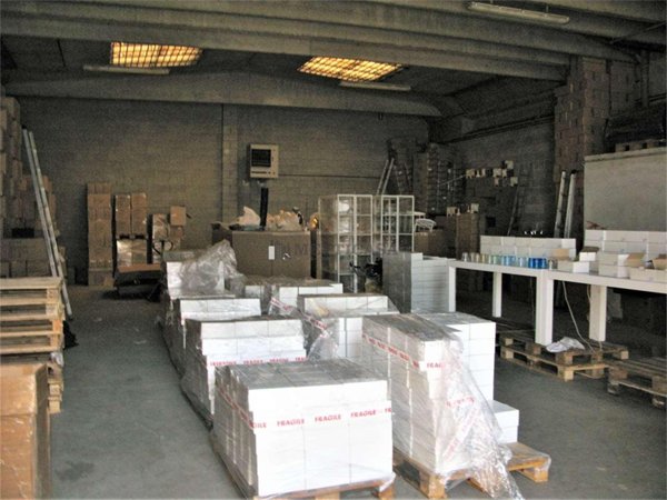 negozio in vendita ad Opera