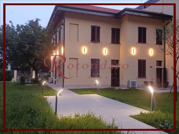 casa indipendente in vendita ad Opera