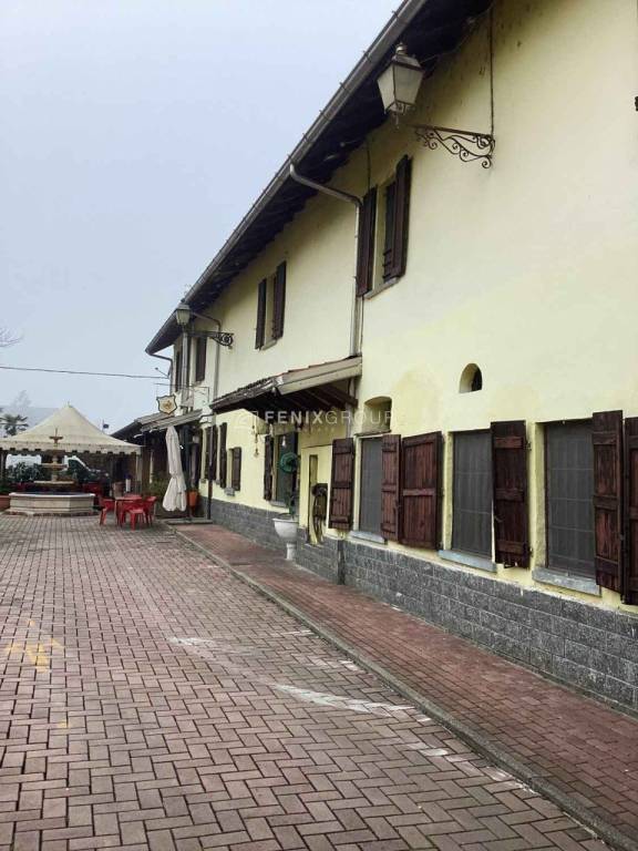 casa indipendente in vendita ad Opera