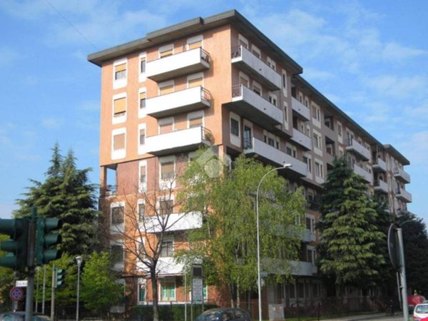 appartamento in vendita ad Opera