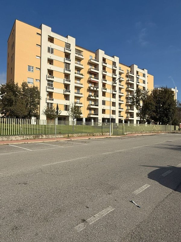 appartamento in vendita ad Opera