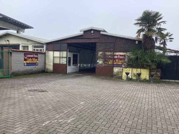 casa indipendente in vendita ad Opera