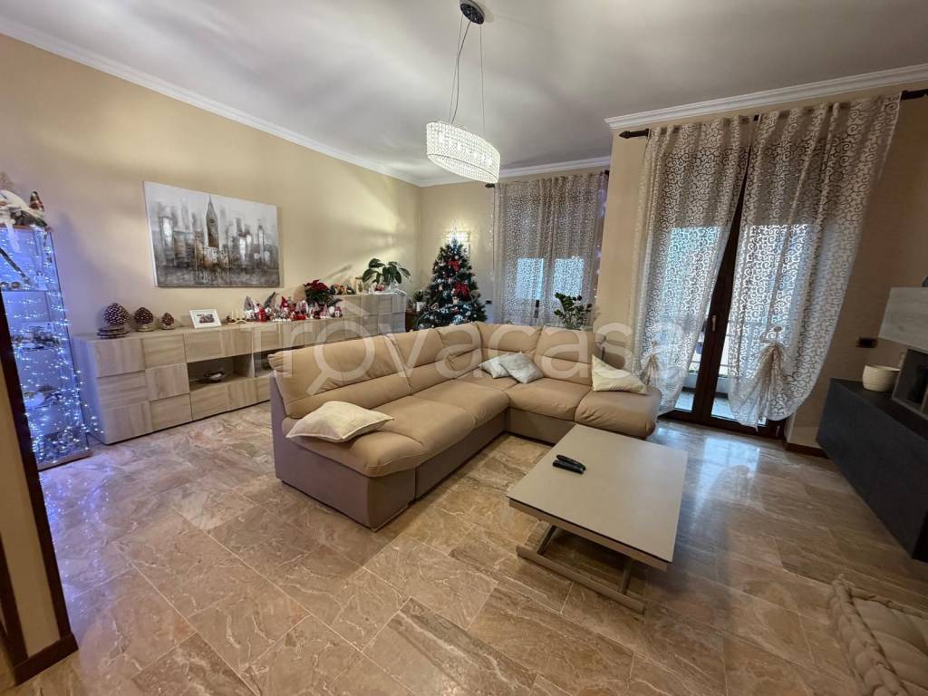 appartamento in vendita ad Opera