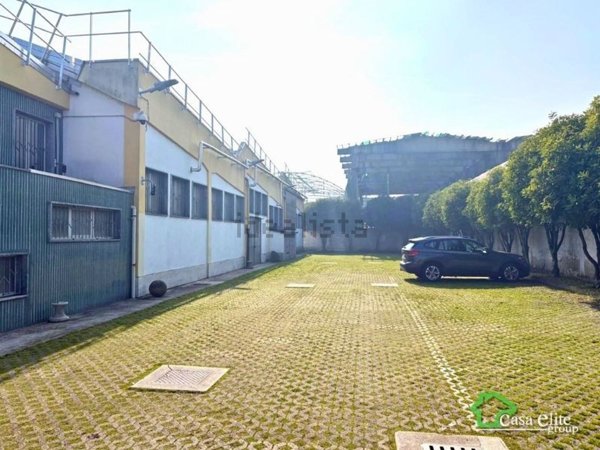 terreno edificabile in vendita ad Opera