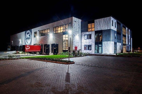 capannone in vendita ad Opera