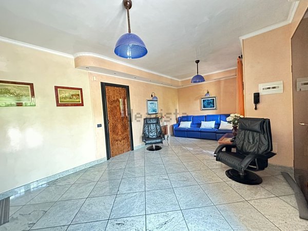 casa indipendente in vendita ad Opera