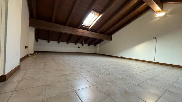 appartamento in vendita ad Opera