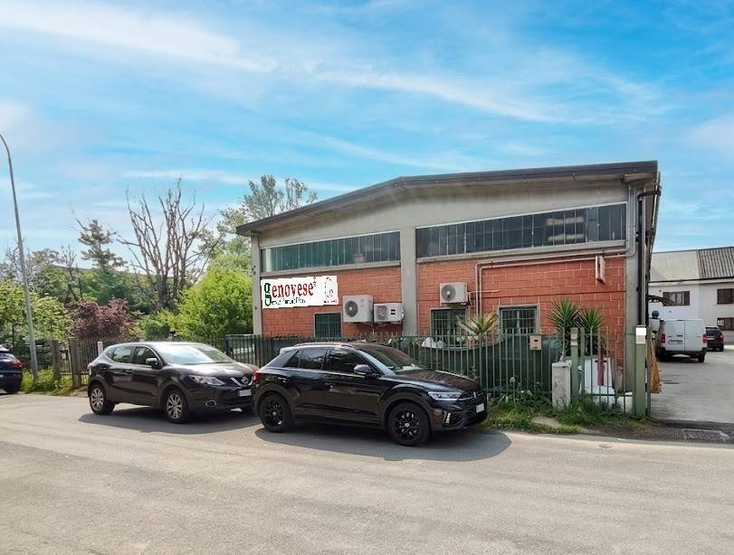 casa indipendente in vendita ad Opera