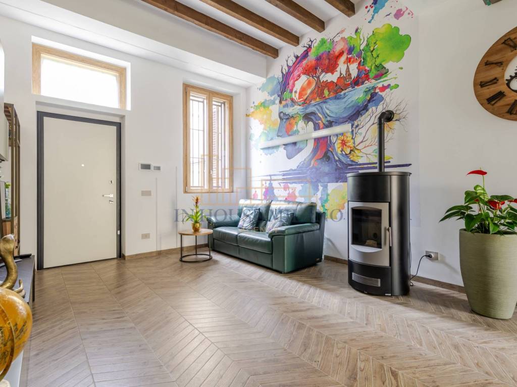 casa indipendente in vendita ad Opera