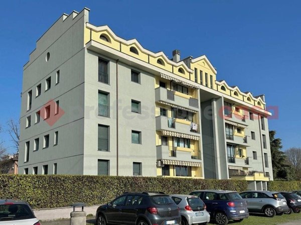 appartamento in vendita ad Opera