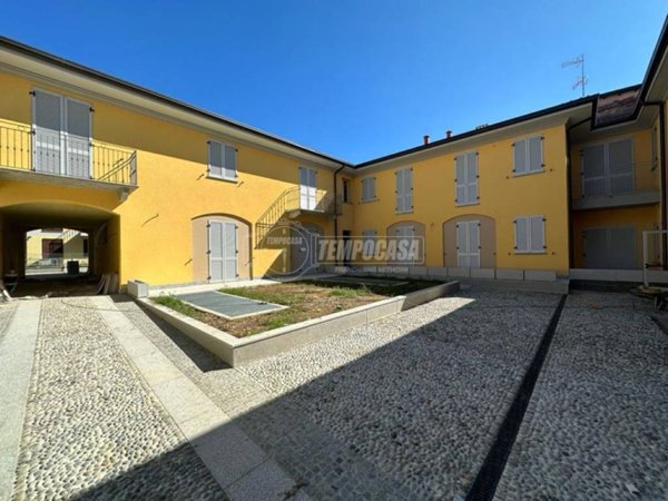 appartamento in vendita ad Ossona